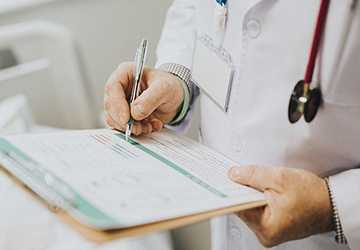 5 Key Factors to Consider When Choosing Health Insurance for Your Family